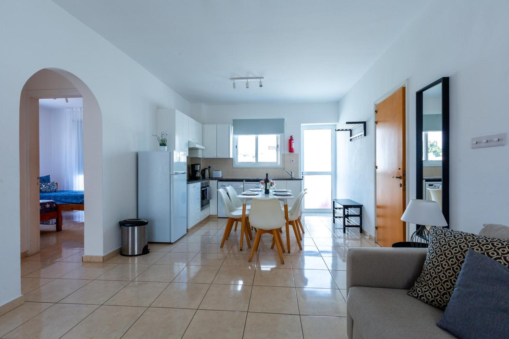 Beautiful 2 Bed Apartment In Paphos Cyprus Εξωτερικό φωτογραφία